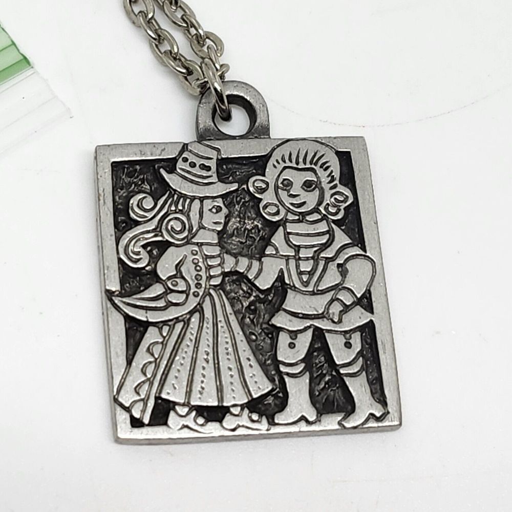 Vintage TYR‎ SWEDEN pendant Necklace